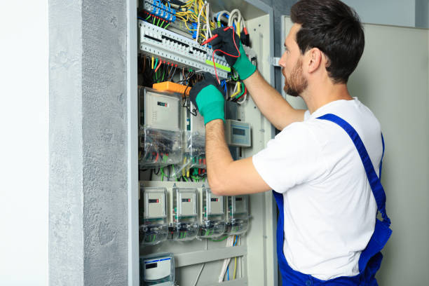 Best Affordable Emergency Electrician  in Woodmere, NY
